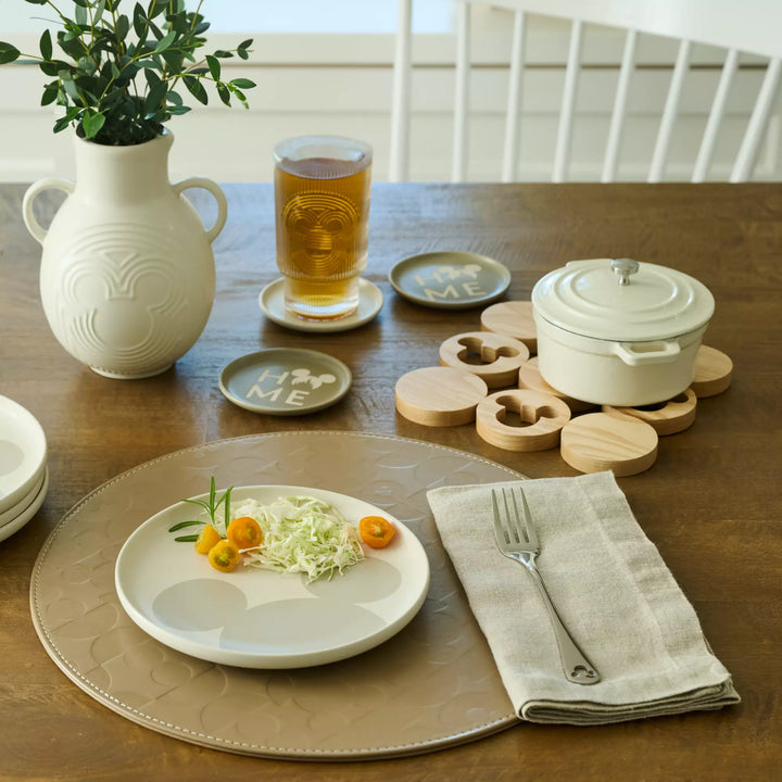 Disney Mickey Mouse Icon Placemat Set– Mickey Mouse Home Collection – Image 5 | HappilyShoppe