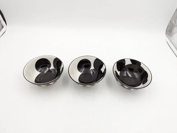 Mickey Mouse Head 4.5" Tidbit 3 Ceramic Bowl Set – Image 1 | HappilyShoppe